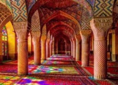 خطر ریزش این بار بیخ گوش مسجد وکیل شیراز