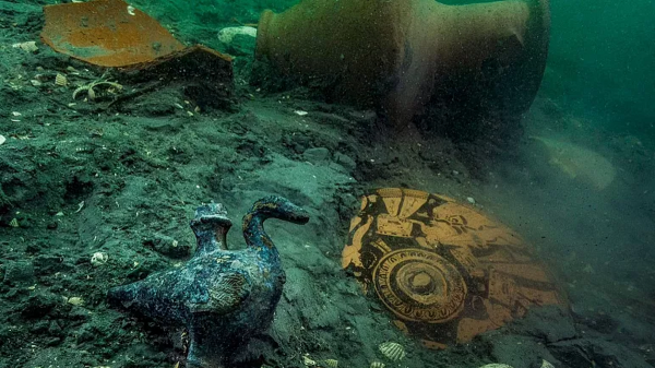 کشف گنجینه های غرق شده 2500 ساله در معبد فراعنه در نزدیکی سواحل مصر